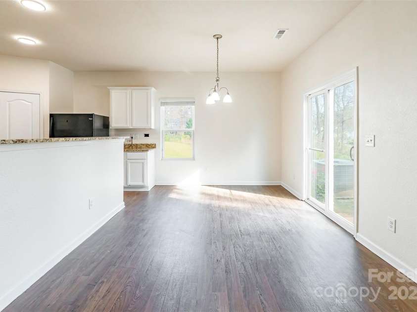 8127 Paw Club Drive, Charlotte, NC 28214.  MLS# CAR4203858, YatesRealty ID 683. 