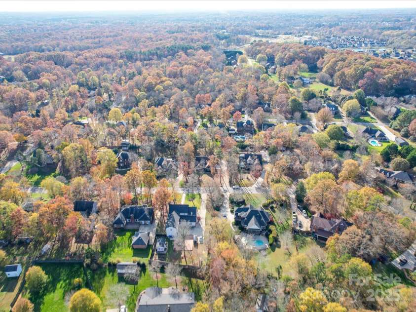 909 Woodhurst Drive, Monroe, NC 28110.  MLS# CAR4191822, YatesRealty ID 6831. 