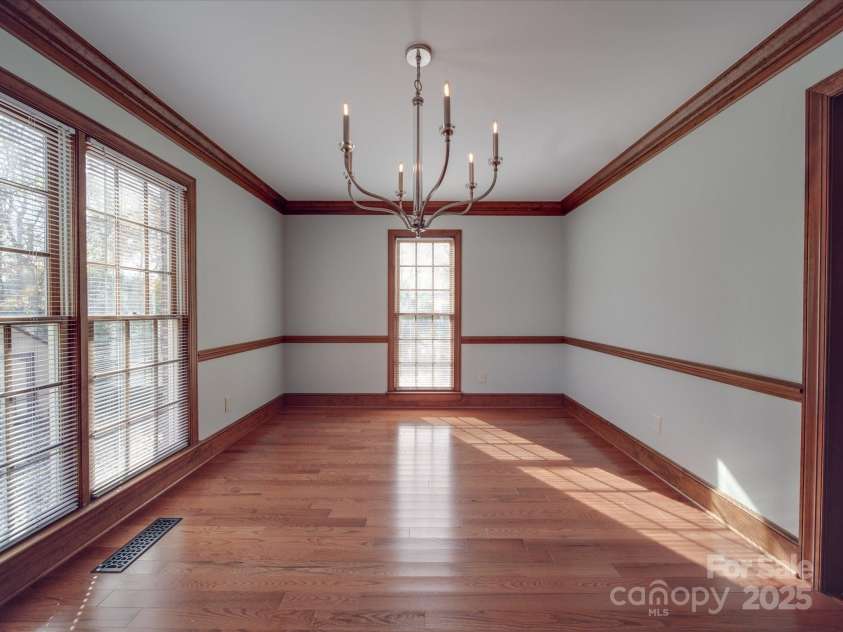 909 Woodhurst Drive, Monroe, NC 28110.  MLS# CAR4191822, YatesRealty ID 6831. 