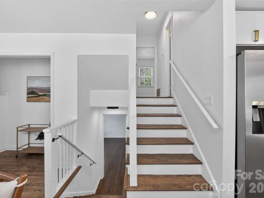 5412 Milhaven Lane, Charlotte, NC 28269.  MLS# CAR4414397, YatesRealty ID 6832. 