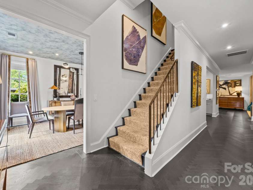 1550 High Street, Charlotte, NC 28211.  MLS# CAR4336777, YatesRealty ID 6834. 