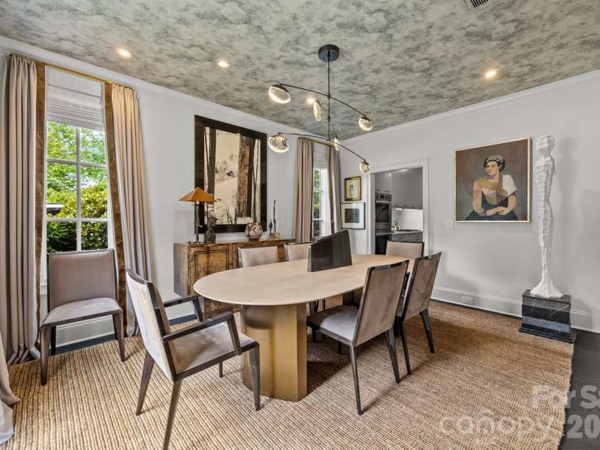1550 High Street, Charlotte, NC 28211.  MLS# CAR4336777, YatesRealty ID 6834. 