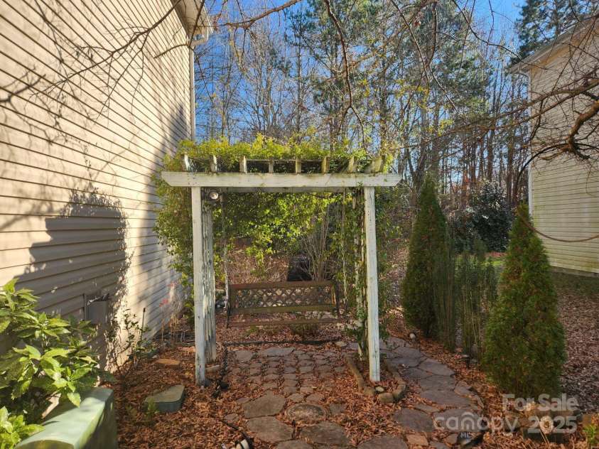 3440 Pickney Bluff Street, Fort Mill, SC 29715.  MLS# CAR4210729, YatesRealty ID 6835. 