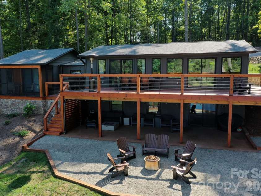 128 Wickford Lane, Mooresville, NC 28117.  MLS# CAR4355528, YatesRealty ID 6836. 