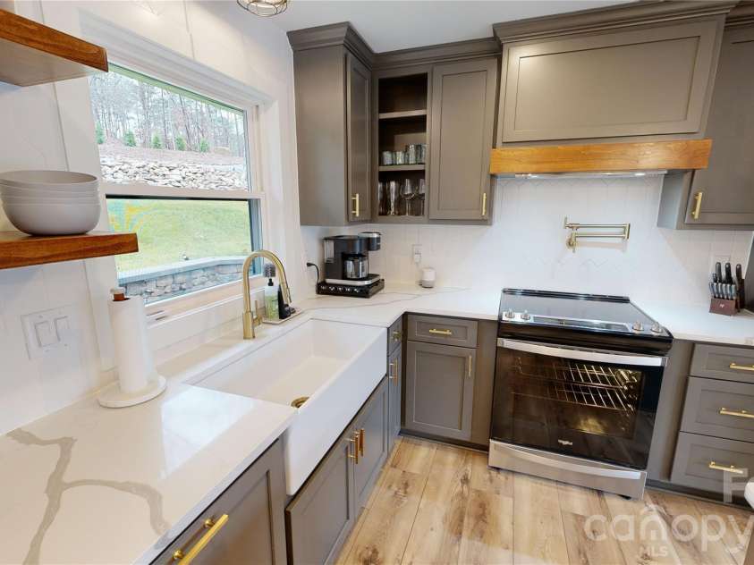 128 Wickford Lane, Mooresville, NC 28117.  MLS# CAR4355528, YatesRealty ID 6836. 