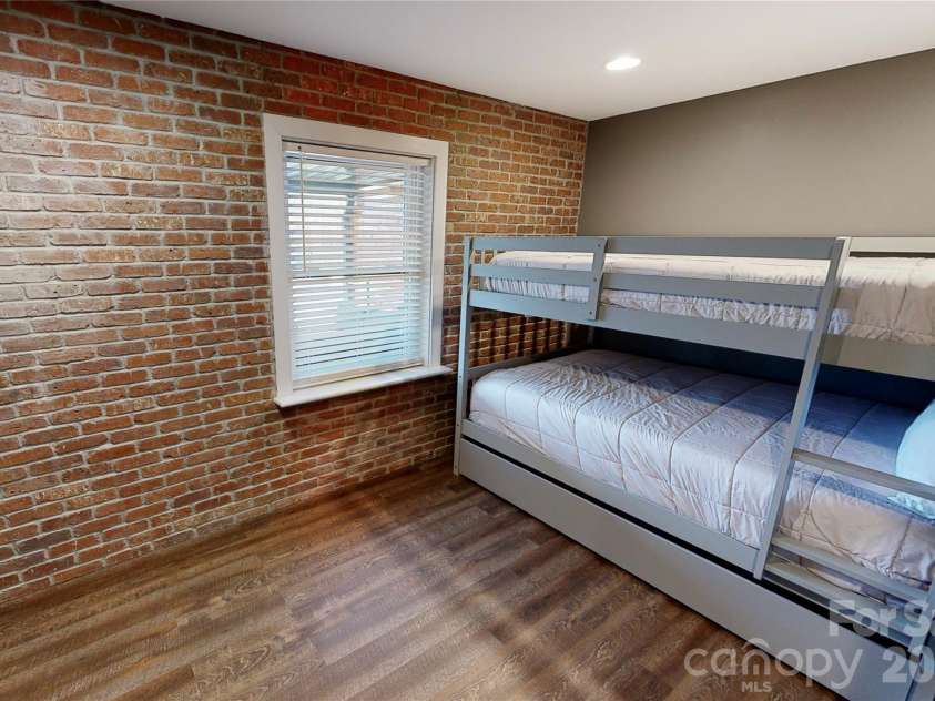 128 Wickford Lane, Mooresville, NC 28117.  MLS# CAR4355528, YatesRealty ID 6836. 