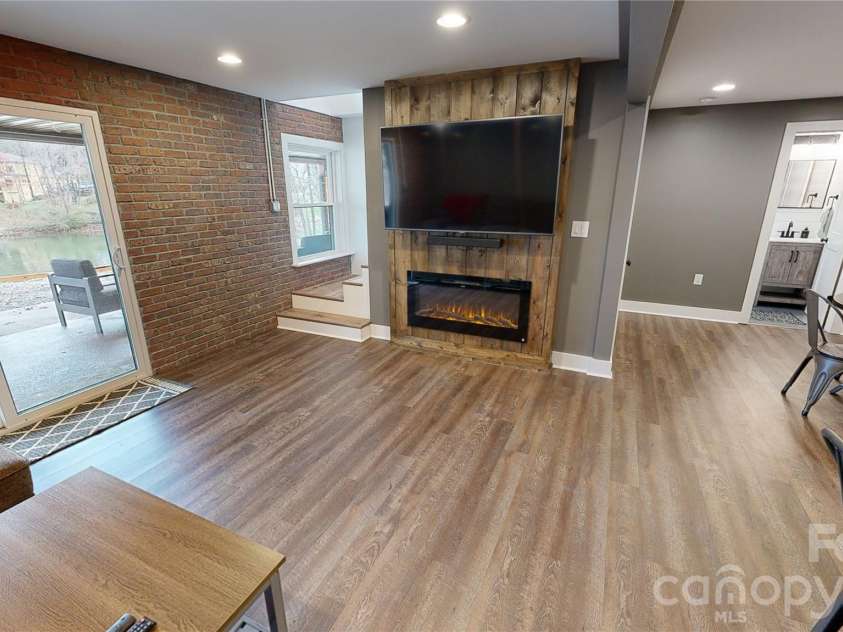 128 Wickford Lane, Mooresville, NC 28117.  MLS# CAR4355528, YatesRealty ID 6836. 