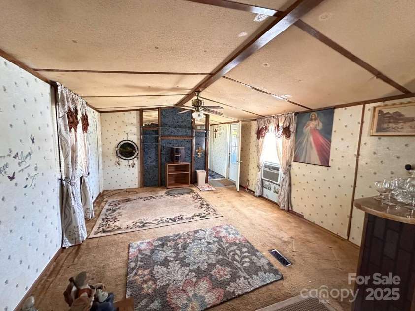 200 Leaf Court, Clover, SC 29710.  MLS# CAR4239562, YatesRealty ID 6836. 