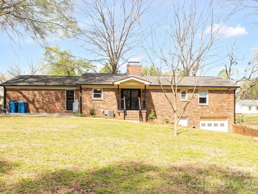 3921 Peach Street, Newton, NC 28658.  MLS# CAR4357267, YatesRealty ID 6838. Back
