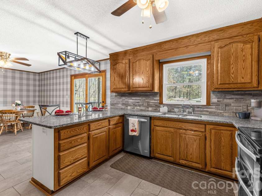 3921 Peach Street, Newton, NC 28658.  MLS# CAR4357267, YatesRealty ID 6838. Kitchen - main level