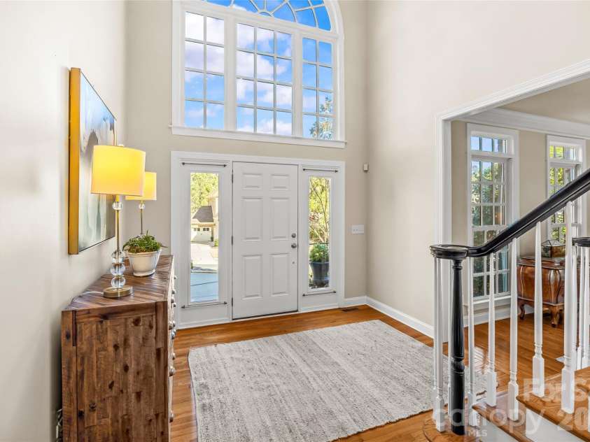 16532 Flintrock Falls Lane, Charlotte, NC 28278.  MLS# CAR4335603, YatesRealty ID 6839. 