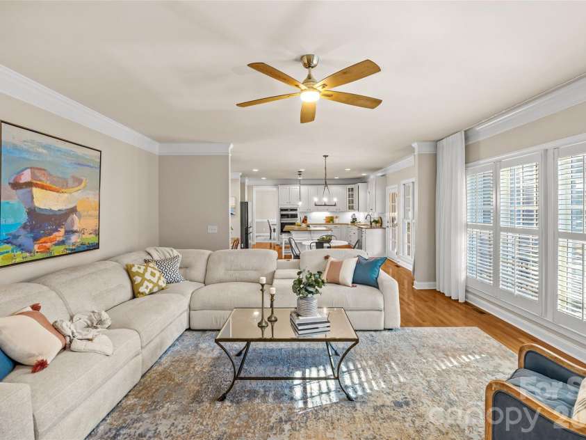 16532 Flintrock Falls Lane, Charlotte, NC 28278.  MLS# CAR4335603, YatesRealty ID 6839. 