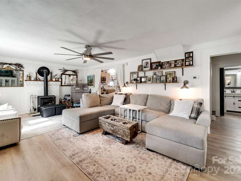 2145 Old Murphy Road, Franklin, NC 28734.  MLS# CAR4192245, YatesRealty ID 684. Living Room Area