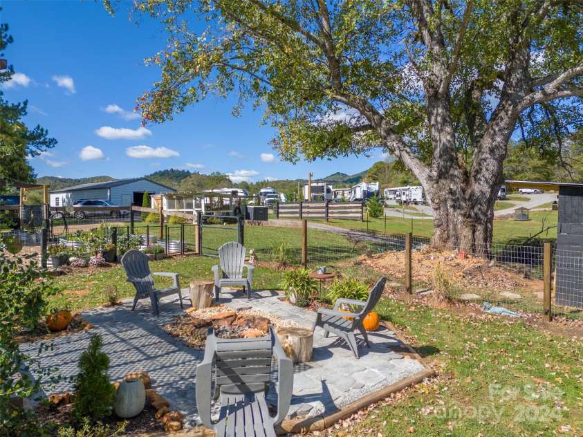 2145 Old Murphy Road, Franklin, NC 28734.  MLS# CAR4192245, YatesRealty ID 684. Patio