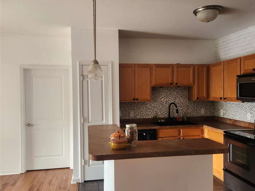 202 Brickton Village Circle, Fletcher, NC 28732.  MLS# CAR4137403, YatesRealty ID 6840. Kitchen