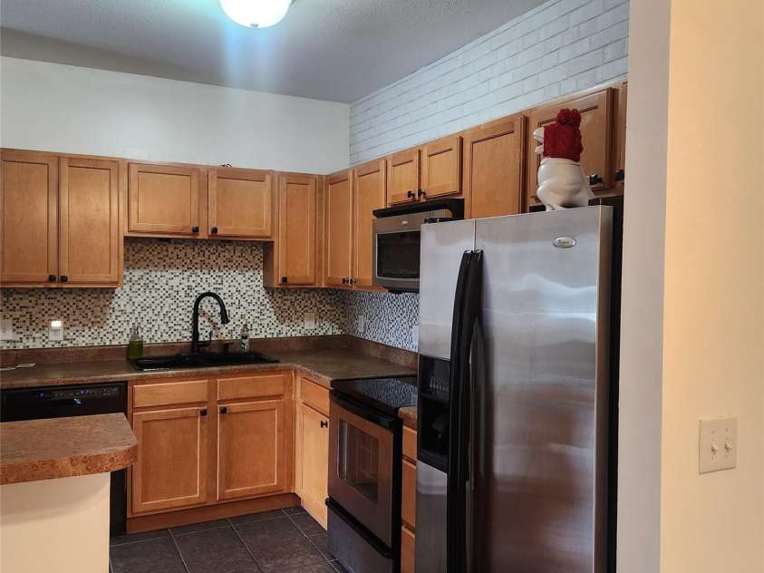 202 Brickton Village Circle, Fletcher, NC 28732.  MLS# CAR4137403, YatesRealty ID 6840. Kitchen