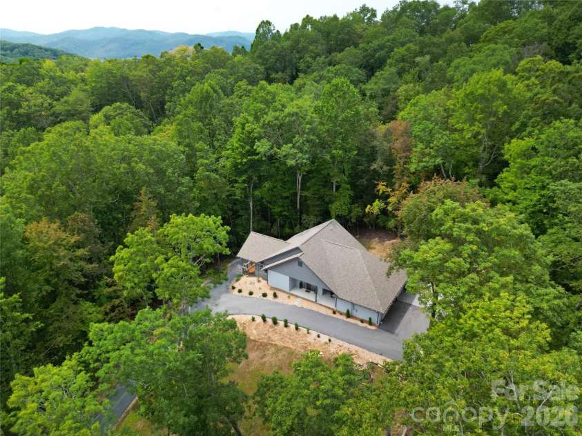 151 Unoga Court, Brevard, NC 28712.  MLS# CAR4279300, YatesRealty ID 6841. 