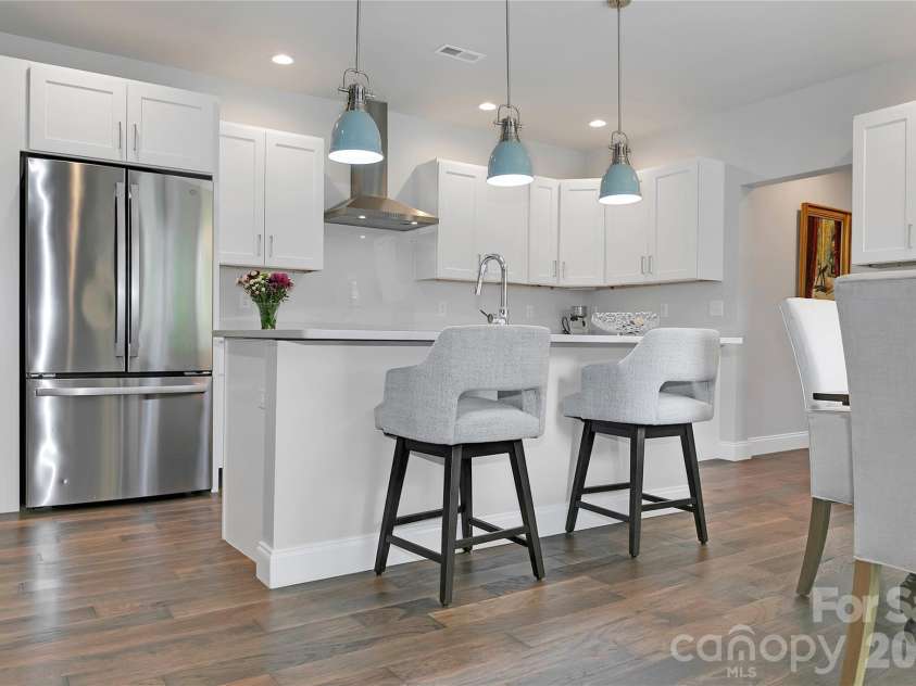 151 Unoga Court, Brevard, NC 28712.  MLS# CAR4279300, YatesRealty ID 6841. 