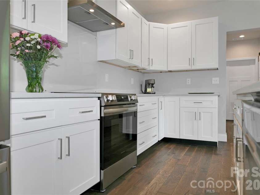 151 Unoga Court, Brevard, NC 28712.  MLS# CAR4279300, YatesRealty ID 6841. 