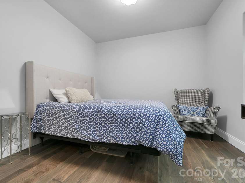 151 Unoga Court, Brevard, NC 28712.  MLS# CAR4279300, YatesRealty ID 6841. 