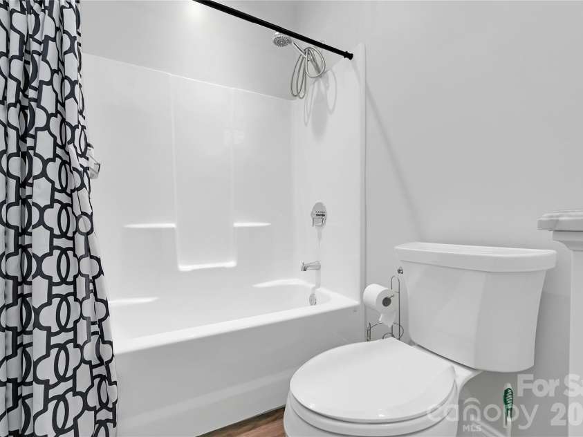 151 Unoga Court, Brevard, NC 28712.  MLS# CAR4279300, YatesRealty ID 6841. 