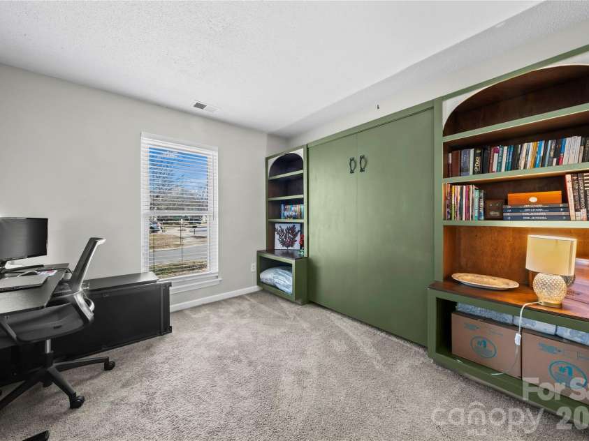 12112 Kempshott Court, Charlotte, NC 28273.  MLS# CAR4348965, YatesRealty ID 6842. 