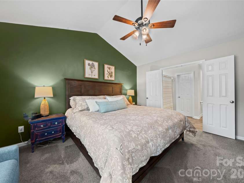 12112 Kempshott Court, Charlotte, NC 28273.  MLS# CAR4348965, YatesRealty ID 6842. 