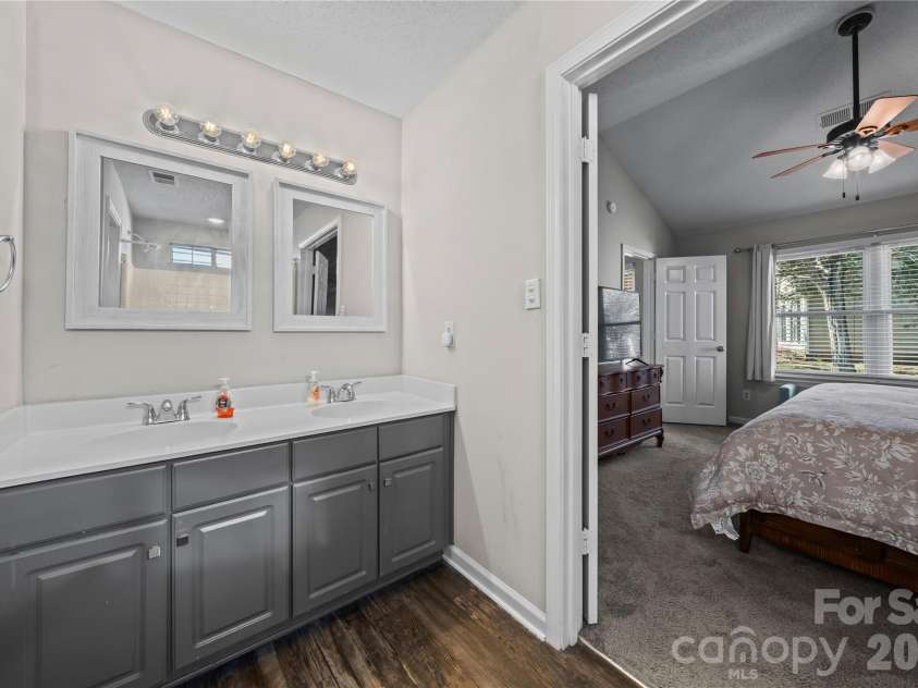 12112 Kempshott Court, Charlotte, NC 28273.  MLS# CAR4348965, YatesRealty ID 6842. 