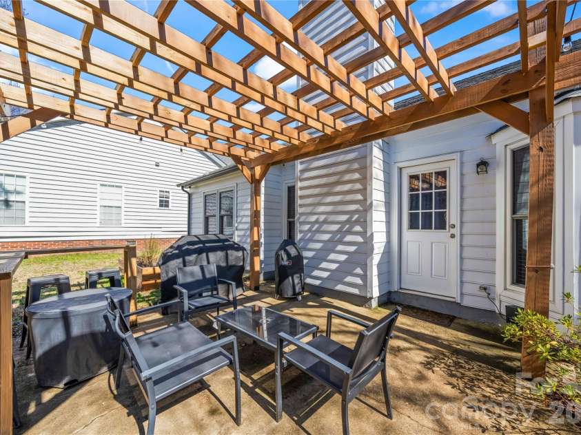 12112 Kempshott Court, Charlotte, NC 28273.  MLS# CAR4348965, YatesRealty ID 6842. 