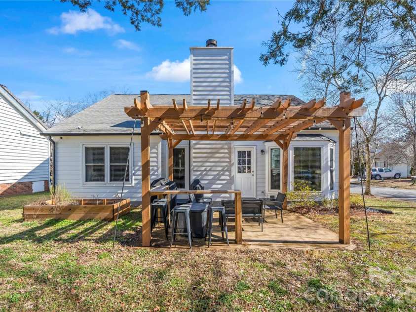 12112 Kempshott Court, Charlotte, NC 28273.  MLS# CAR4348965, YatesRealty ID 6842. 