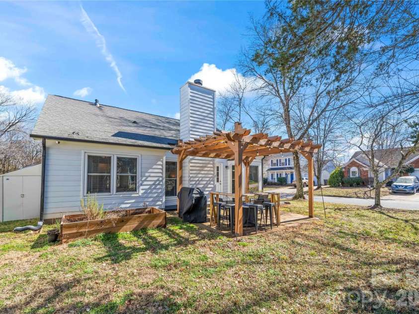 12112 Kempshott Court, Charlotte, NC 28273.  MLS# CAR4348965, YatesRealty ID 6842. 