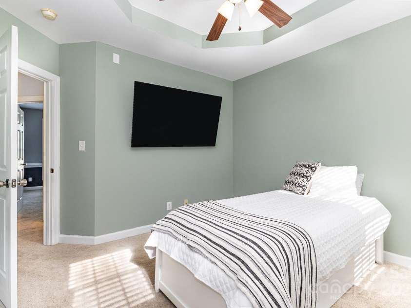 9404 Perimeter Court, Zebulon, NC 27597.  MLS# CAR4191333, YatesRealty ID 6842. 