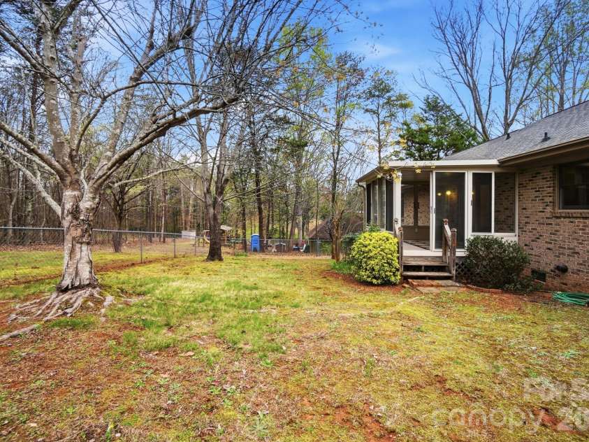 914 Spring Lake Drive, Iron Station, NC 28080.  MLS# CAR4357974, YatesRealty ID 6844. 