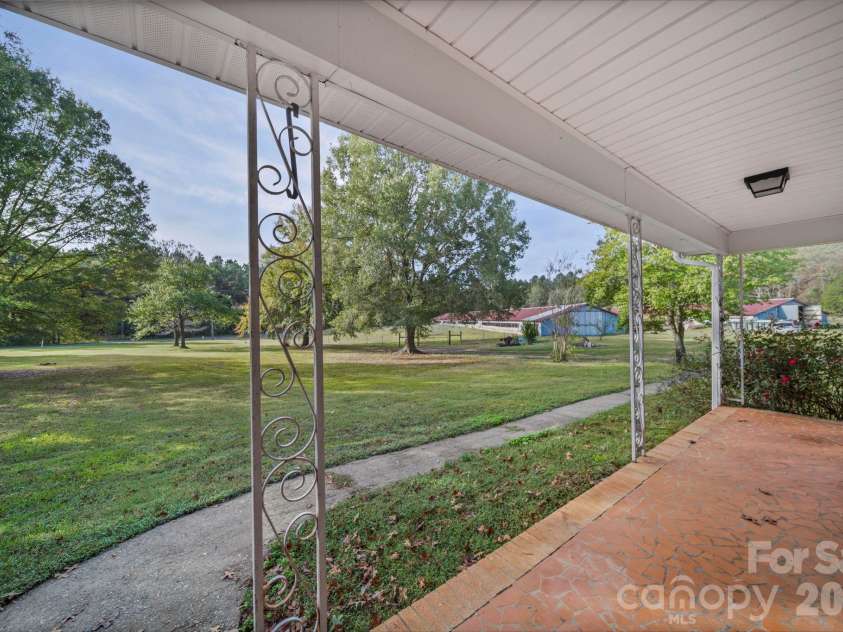 5221 Gilboa Road, Marshville, NC 28103.  MLS# CAR4313335, YatesRealty ID 6845. 