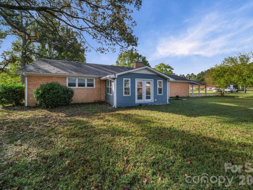 5221 Gilboa Road, Marshville, NC 28103.  MLS# CAR4313335, YatesRealty ID 6845. 