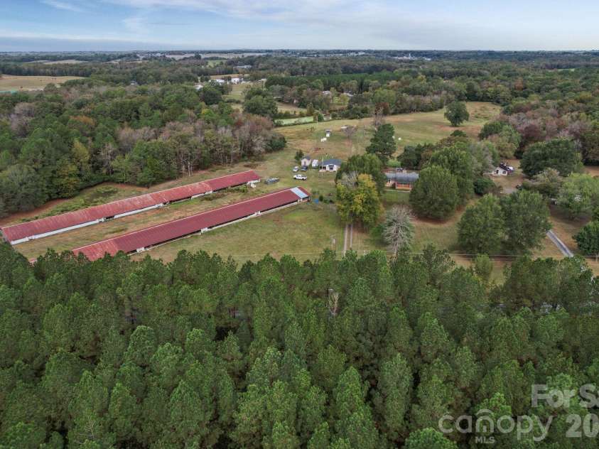 5221 Gilboa Road, Marshville, NC 28103.  MLS# CAR4313335, YatesRealty ID 6845. 