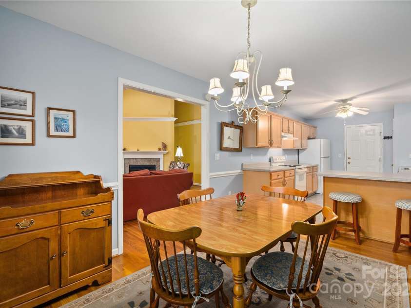 264 Charlestown Drive, Hendersonville, NC 28792.  MLS# CAR4325635, YatesRealty ID 6846. 