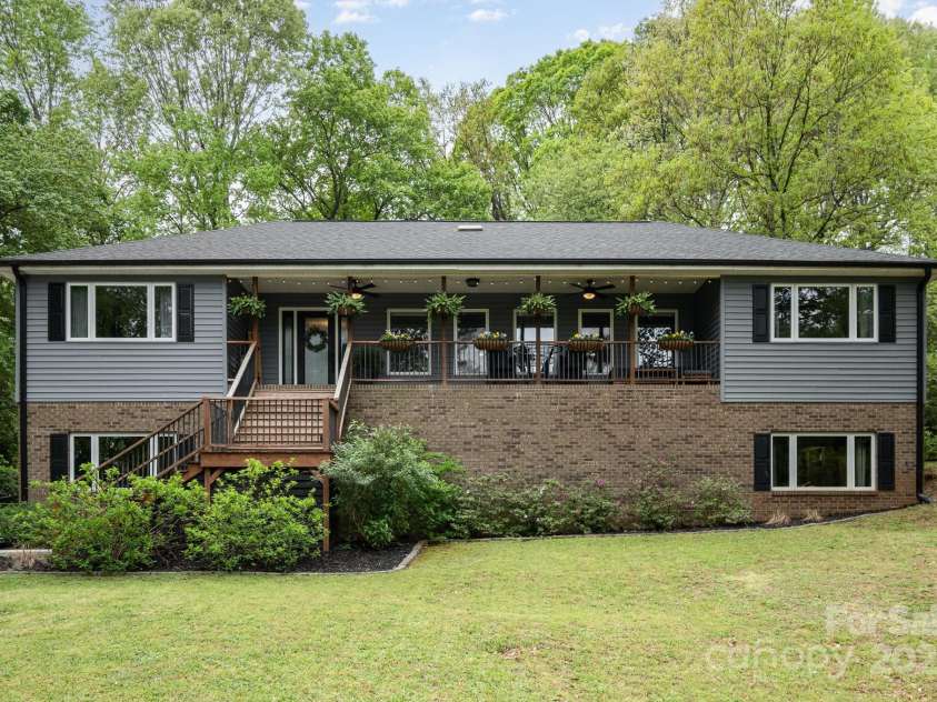 4517 Lake Shore Road, Denver, NC 28037.  MLS# CAR4246724, YatesRealty ID 6846. 