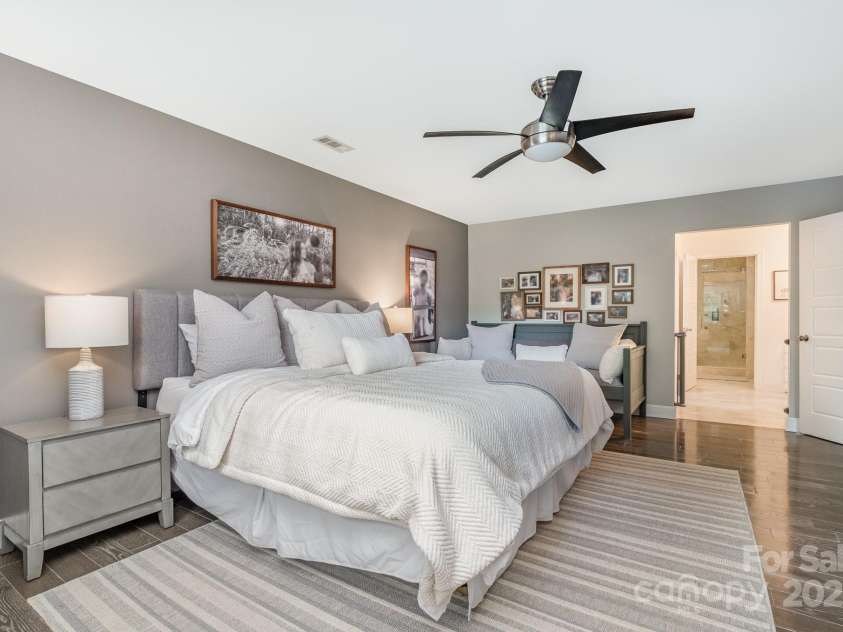 4517 Lake Shore Road, Denver, NC 28037.  MLS# CAR4246724, YatesRealty ID 6846. 