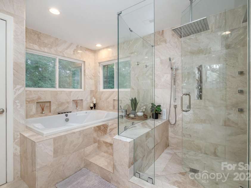 4517 Lake Shore Road, Denver, NC 28037.  MLS# CAR4246724, YatesRealty ID 6846. 