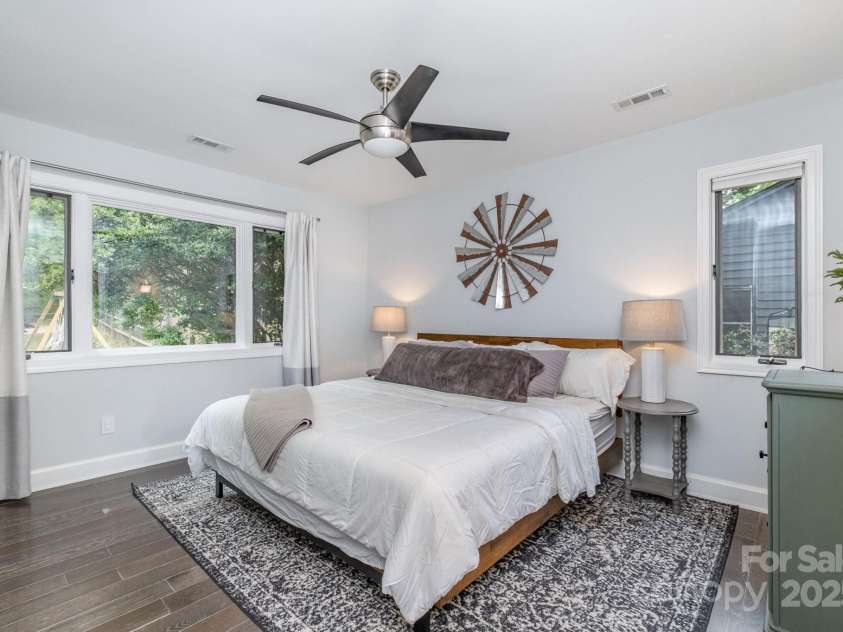 4517 Lake Shore Road, Denver, NC 28037.  MLS# CAR4246724, YatesRealty ID 6846. Guest 2