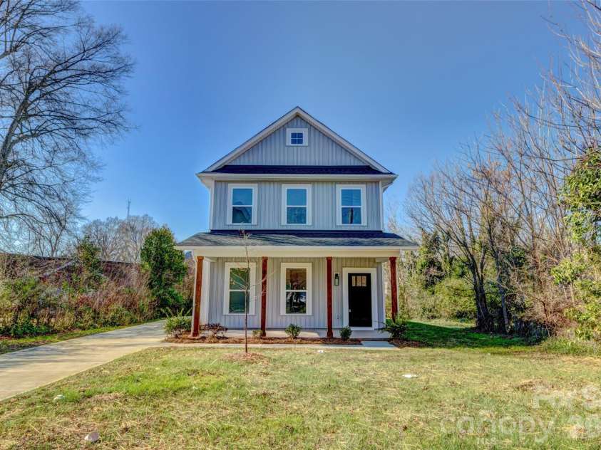 609 Buffalo Street, Shelby, NC 28150.  MLS# CAR4328307, YatesRealty ID 6847. 