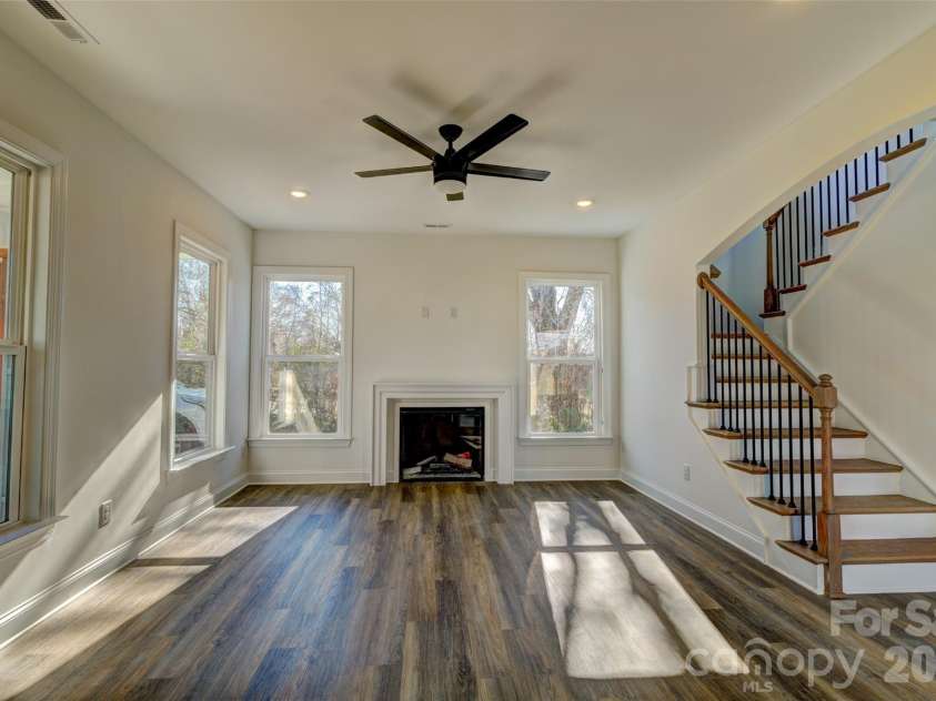 609 Buffalo Street, Shelby, NC 28150.  MLS# CAR4328307, YatesRealty ID 6847. 