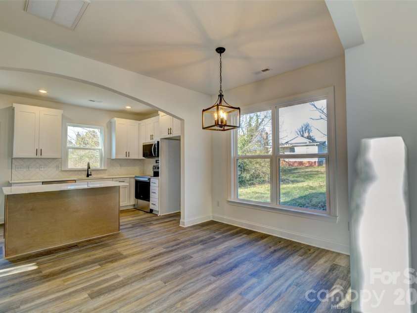 609 Buffalo Street, Shelby, NC 28150.  MLS# CAR4328307, YatesRealty ID 6847. 