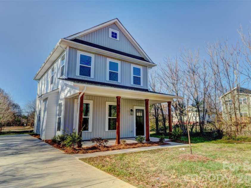 609 Buffalo Street, Shelby, NC 28150.  MLS# CAR4328307, YatesRealty ID 6847. 