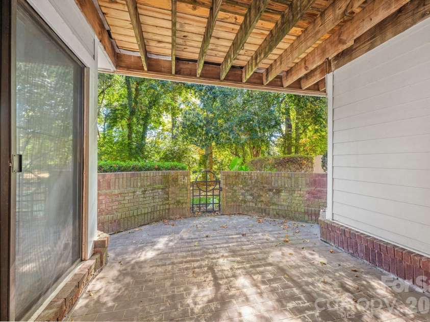2715 Selwyn Avenue, Charlotte, NC 28209.  MLS# CAR4362710, YatesRealty ID 6849. Exterior Patio