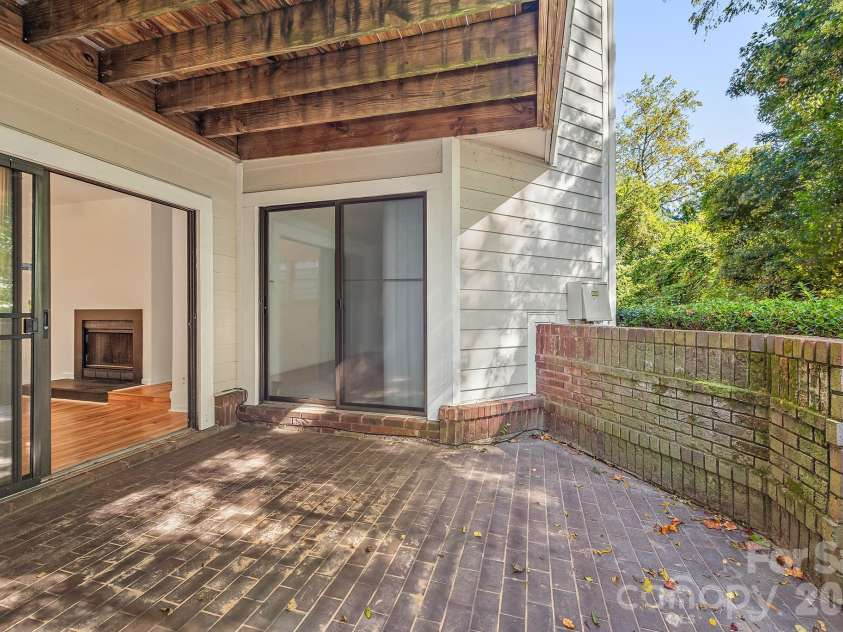 2715 Selwyn Avenue, Charlotte, NC 28209.  MLS# CAR4362710, YatesRealty ID 6849. Exterior Patio