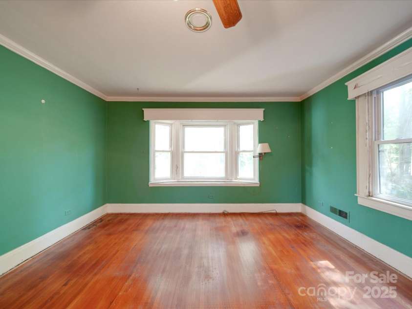 2326 Armstrong Circle, Gastonia, NC 28054.  MLS# CAR4243976, YatesRealty ID 6850. 