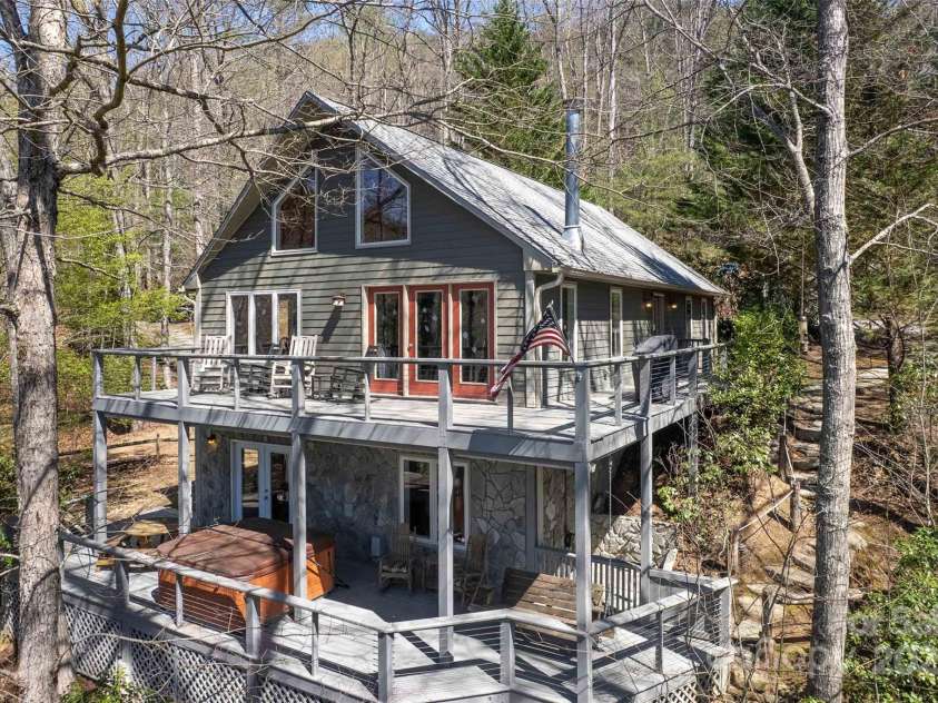 136 Dars Lane, Tuckasegee, NC 28783.  MLS# CAR4248083, YatesRealty ID 6851. 