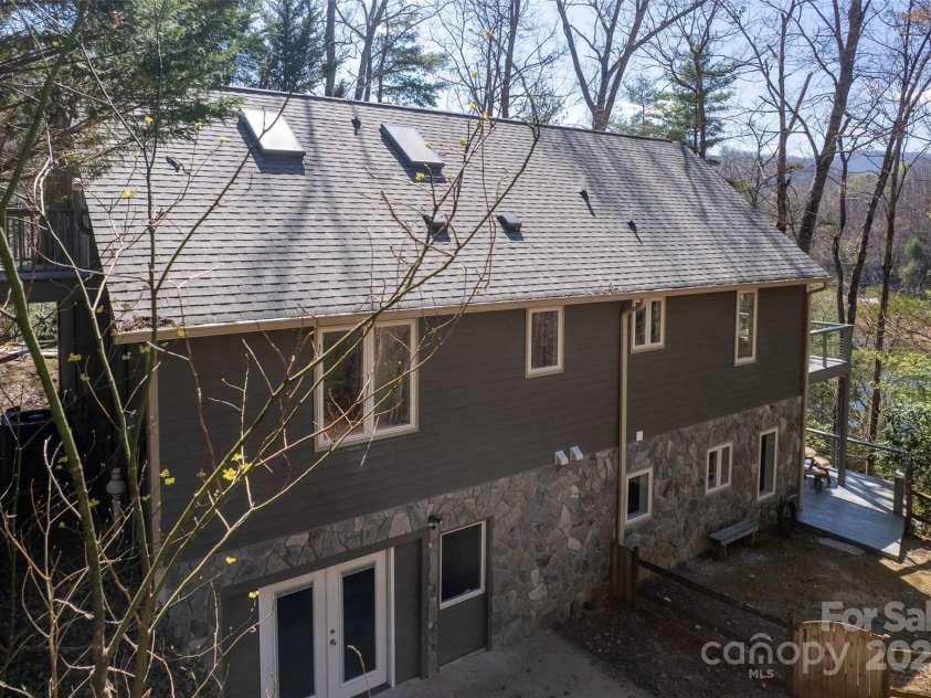 136 Dars Lane, Tuckasegee, NC 28783.  MLS# CAR4248083, YatesRealty ID 6851. 